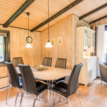 Holiday home Holiday Xciii